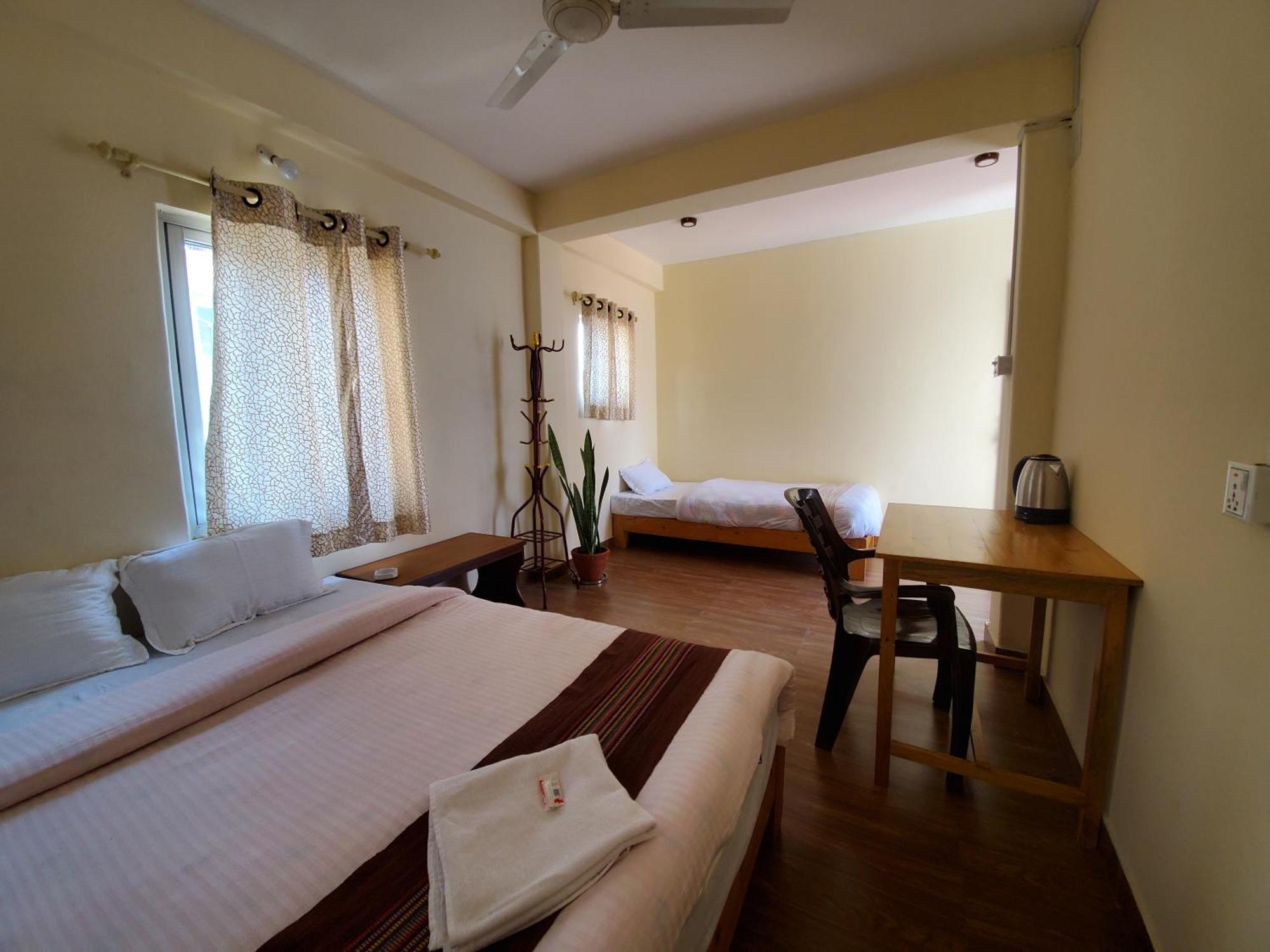 Santoshi Guest House, Pokhara Exterior foto